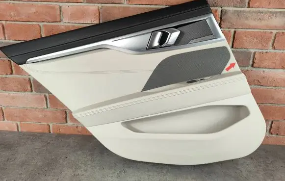 BMW 8 G16 Sliding door card 9871945 0001709869 60116841