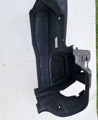 Trunk/boot side trim panel