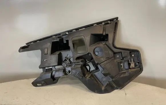 Volvo V40 Cross country Front bumper mounting bracket 31425230