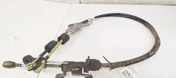 Ford Focus Gear shift cable linkage BV6R7E395GB BV6R-7E395-GB