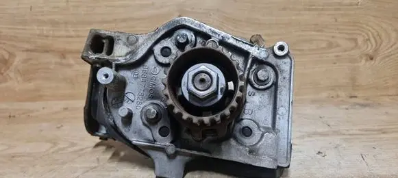Volvo V40 Fuel injection high pressure pump 9676289780 9684778280 5WS40893