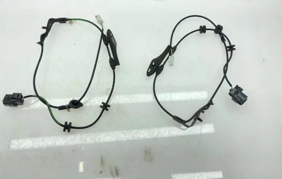 Toyota Prius+ (ZVW40) Rear ABS sensor wiring 
