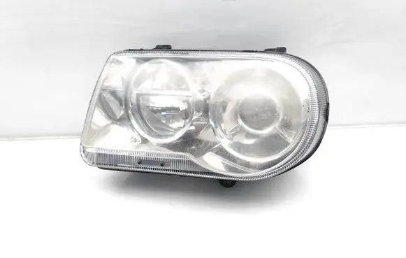Chrysler 300 - 300C Headlight/headlamp 89032138 04806167AF
