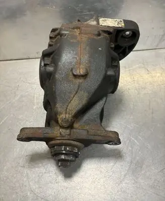 BMW X5 E70 Rear differential 7523094