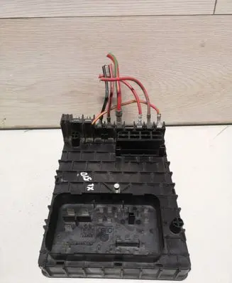 Volkswagen Sharan Fuse module 3C0937125 63592777