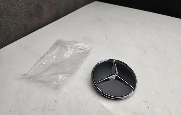Mercedes-Benz Sprinter W906 Manufacturers badge/model letters