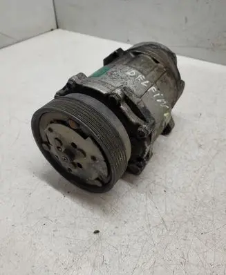 Volkswagen PASSAT B4 Air conditioning (A/C) compressor (pump) 2252710324