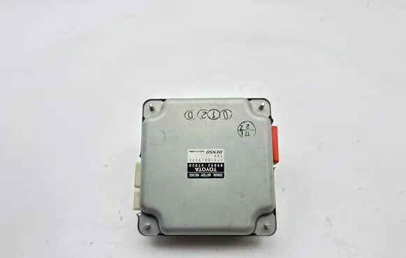 Toyota Prius (XW30) Other control units/modules 8989247020 1751007171