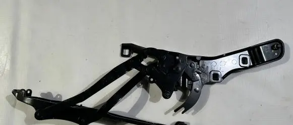 Chevrolet Corvette C7 Tailgate/trunk/boot hinge 22772876