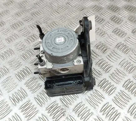 Volkswagen Golf VII ABS Pump 5Q0614517AL 5Q0907379AK