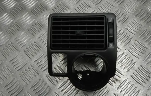 Skoda Octavia Mk1 (1U) Rear air vent grill 1J1819983B T6010
