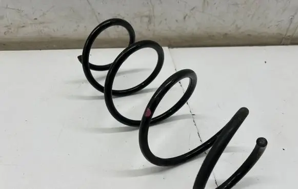 Toyota Yaris XP210 Front coil spring 