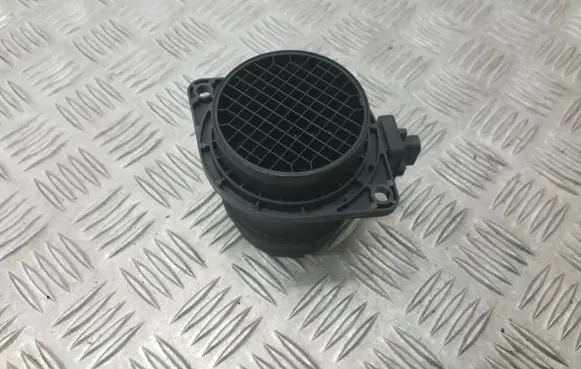 Skoda Fabia Mk2 (5J) Mass air flow meter 0281006132 03P906461