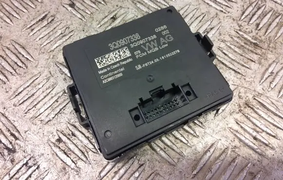 Volkswagen Golf VII Light module LCM 3Q0907338 A2C9863120950
