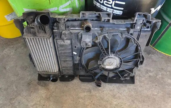 Peugeot 508 Radiator set 9685794180