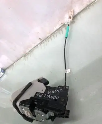 Hyundai Kona II Front door lock 813c0be000