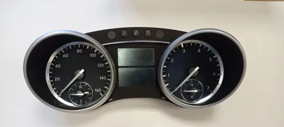 Mercedes-Benz GL X164 Speedometer (instrument cluster) A1649008200 A2053361685