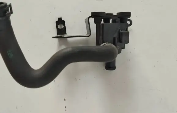 Audi A4 S4 B9 Electric auxiliary coolant/water pump 06H121601N 704071220 2891731
