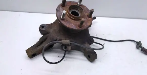 Subaru Outback Front wheel hub