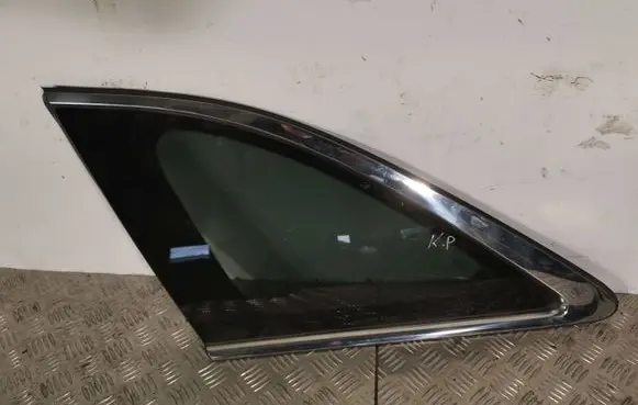 KIA Sorento Rear side window