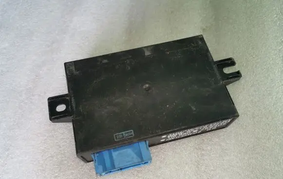 BMW 7 E38 Cruise control unit/module 65718352613 8352613