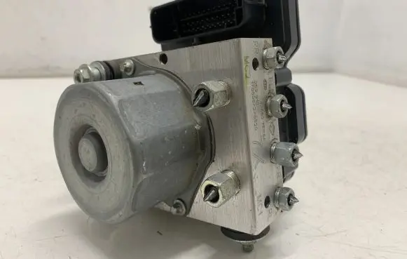 Nissan X-Trail T32 ABS Pump 476607FP8A 2265106527