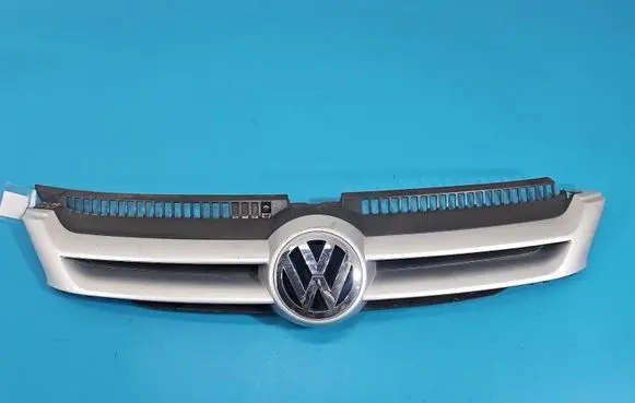 Volkswagen Golf Plus Front bumper upper radiator grill 5M0853651A IMPRK1597207