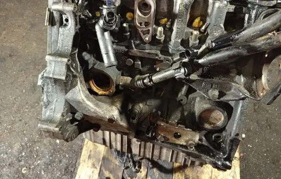 Volkswagen Transporter - Caravelle T4 Engine AXL 074130147C 80HBH