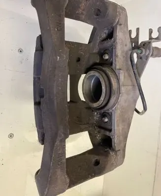 Audi A4 S4 B7 8E 8H Front brake caliper 974
