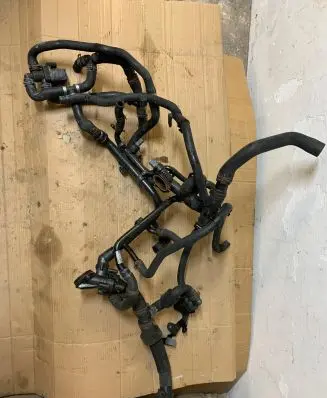 Volkswagen Golf V Engine coolant pipe/hose 03L121064F