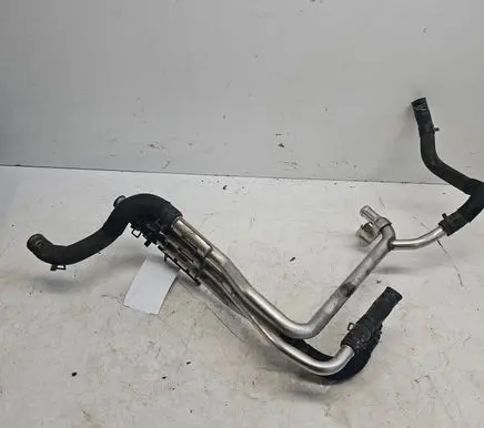 Engine coolant pipe/hose