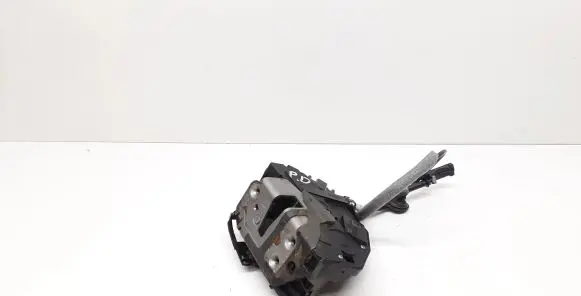 Volvo V60 Front door lock 31301740