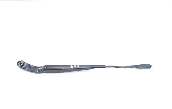 Front wiper blade arm