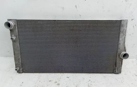 BMW 5 GT F07 Coolant radiator 8509175