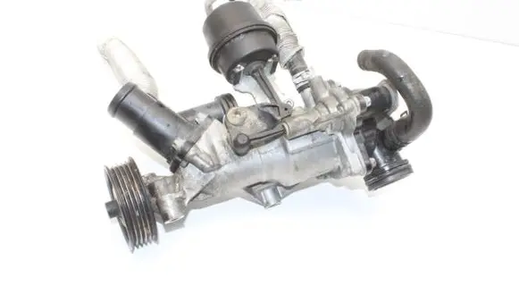 Mercedes-Benz A W176 Water pump A2702000601