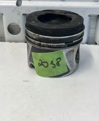 Mercedes-Benz Sprinter W906 Piston 8349f