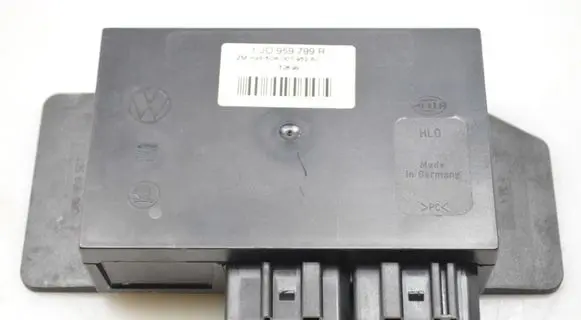 Volkswagen PASSAT B5 Comfort/convenience module 1J0959799R