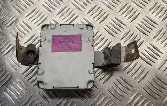 Hyundai Lantra I Alarm control unit/module 9541028600