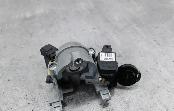 Smart ForFour I Ignition lock