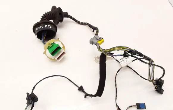 Citroen C3 Pluriel Front door wiring loom 9650014880