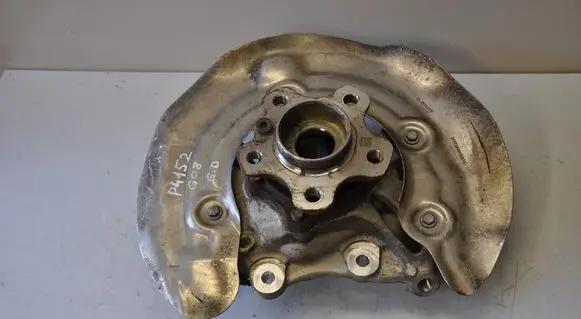BMW iX3 G08 Rear wheel hub 6886952