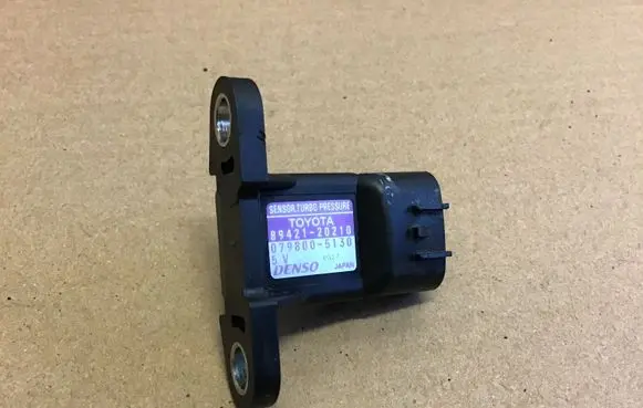 Toyota Corolla E120 E130 Air pressure sensor 8942120210 0798005130