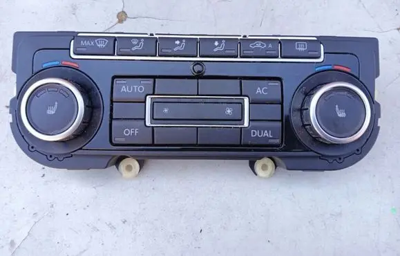 Volkswagen PASSAT CC Climate control unit 5K0907044A