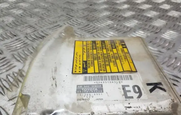Toyota Prius (XW20) Airbag control unit/module 8917047390 1523006951