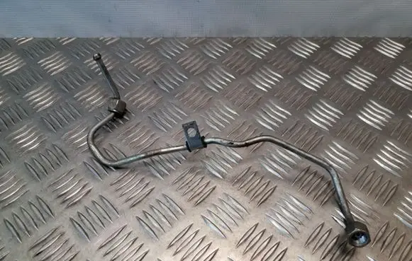 Mitsubishi ASX Fuel injector supply line/pipe 