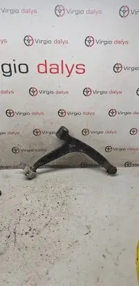 Citroen Xsara Picasso Front lower control arm/wishbone