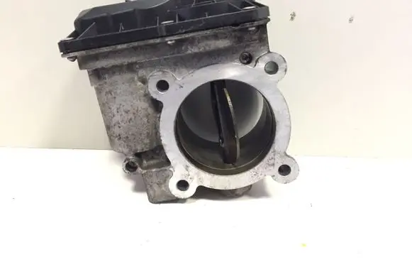 Subaru Outback Throttle valve 16112AA260 8N200052