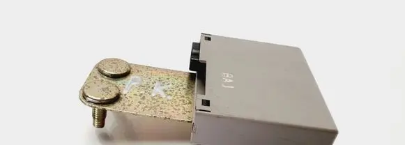 Infiniti FX Door control unit/module