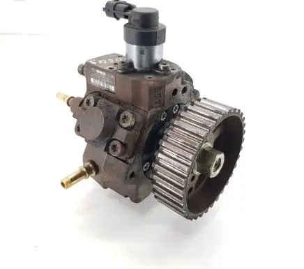 Ford Focus Fuel injection high pressure pump 0445010102 9656300380