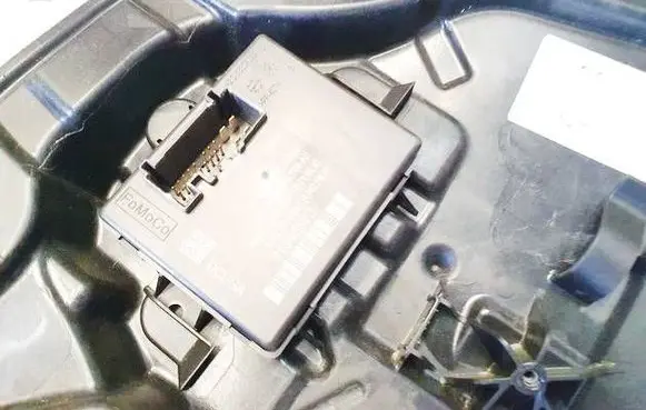 Volvo V40 Door control unit/module 31343873 AV6N14C236BB